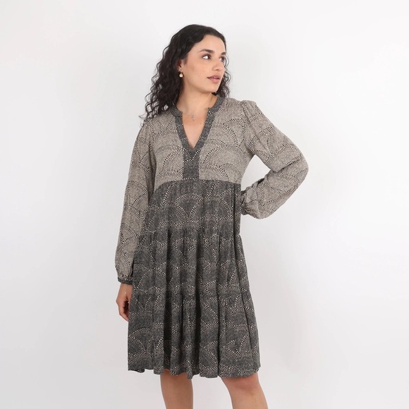 Anthropologie Dresses & Skirts - Maeve by Anthropologie Size Small Polka Dot BOHO Beige Black Long Sleeve